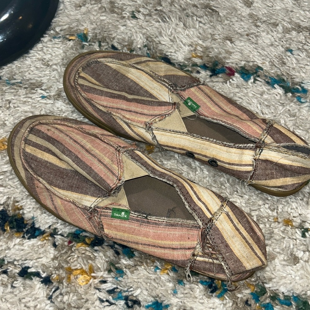 Sanuk’s